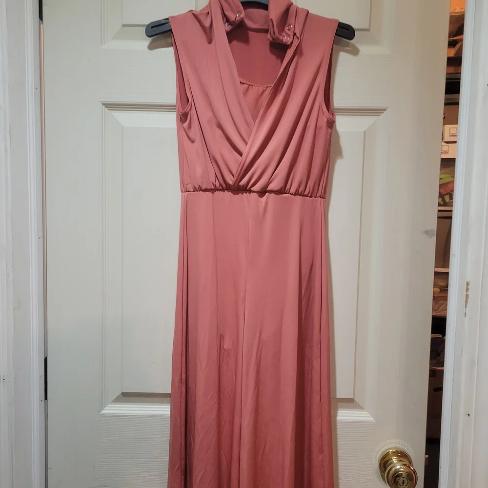 Weissman Sleeveless High-Neck Dance Dress in Rust